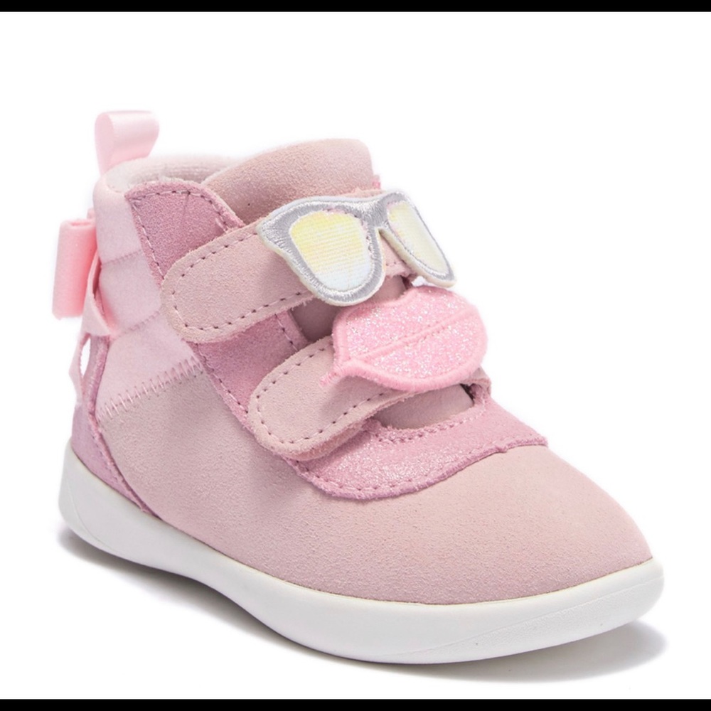 toddler ugg pink NEW IN BOX